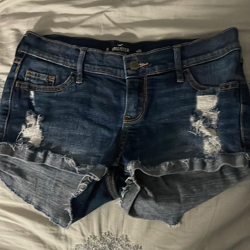 Hollister Low Rise Short Short SZ 24 W/0